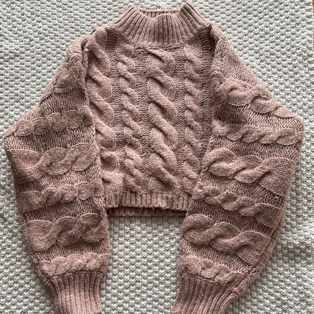 Chunky Cable Knit Sweater - Pink